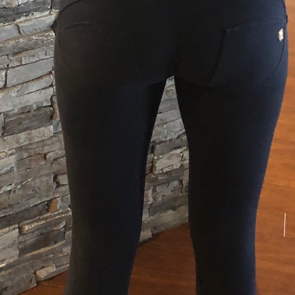 Freddys low rise pants size medium - Picture 3 of 8